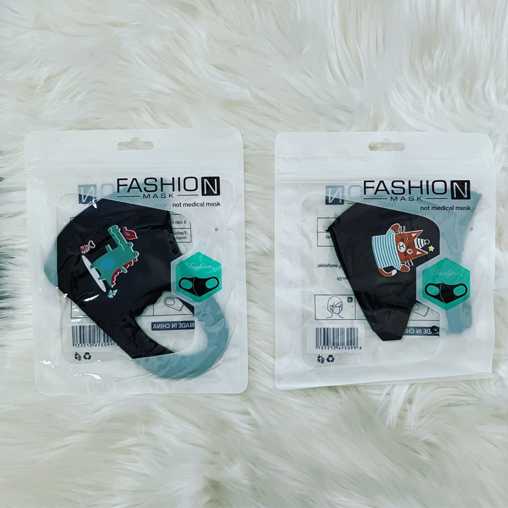2 Pack of Kids Mask NWT